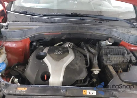 2013 Hyundai Santa Fe Sport 2.0T from USA, damaged, VIN 5XYZUDLAXDG018481